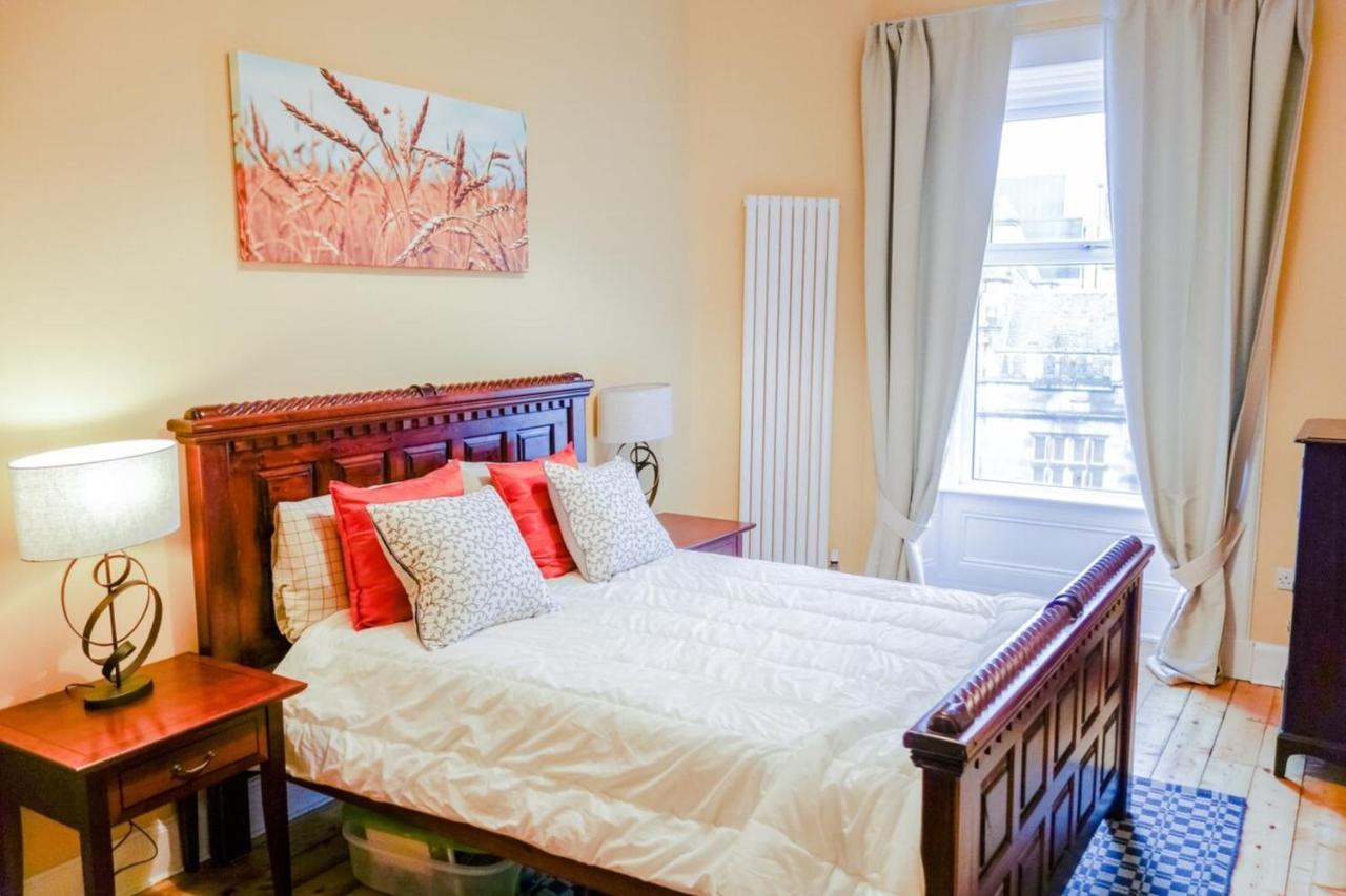 Newly Furnished 2 Bedroom Apartment On Leith Walk EDI Exterior photo